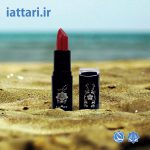لب رنگ قرمز